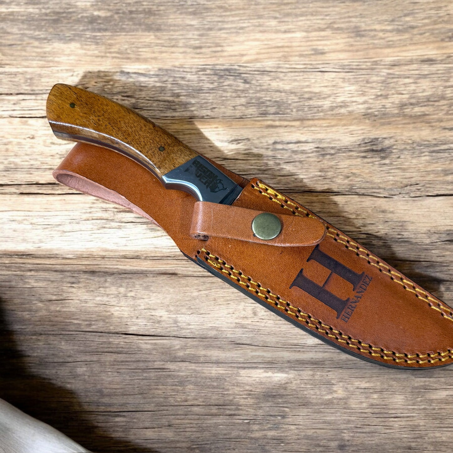 Personalized Bison River Fixed Blade Knife – 9.5" Damascus Steel Blade with Wood Handle and Leather Sheath