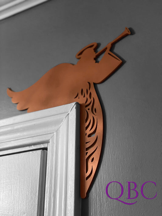 Angel Door Corner Decor – Heralding Trumpet Design