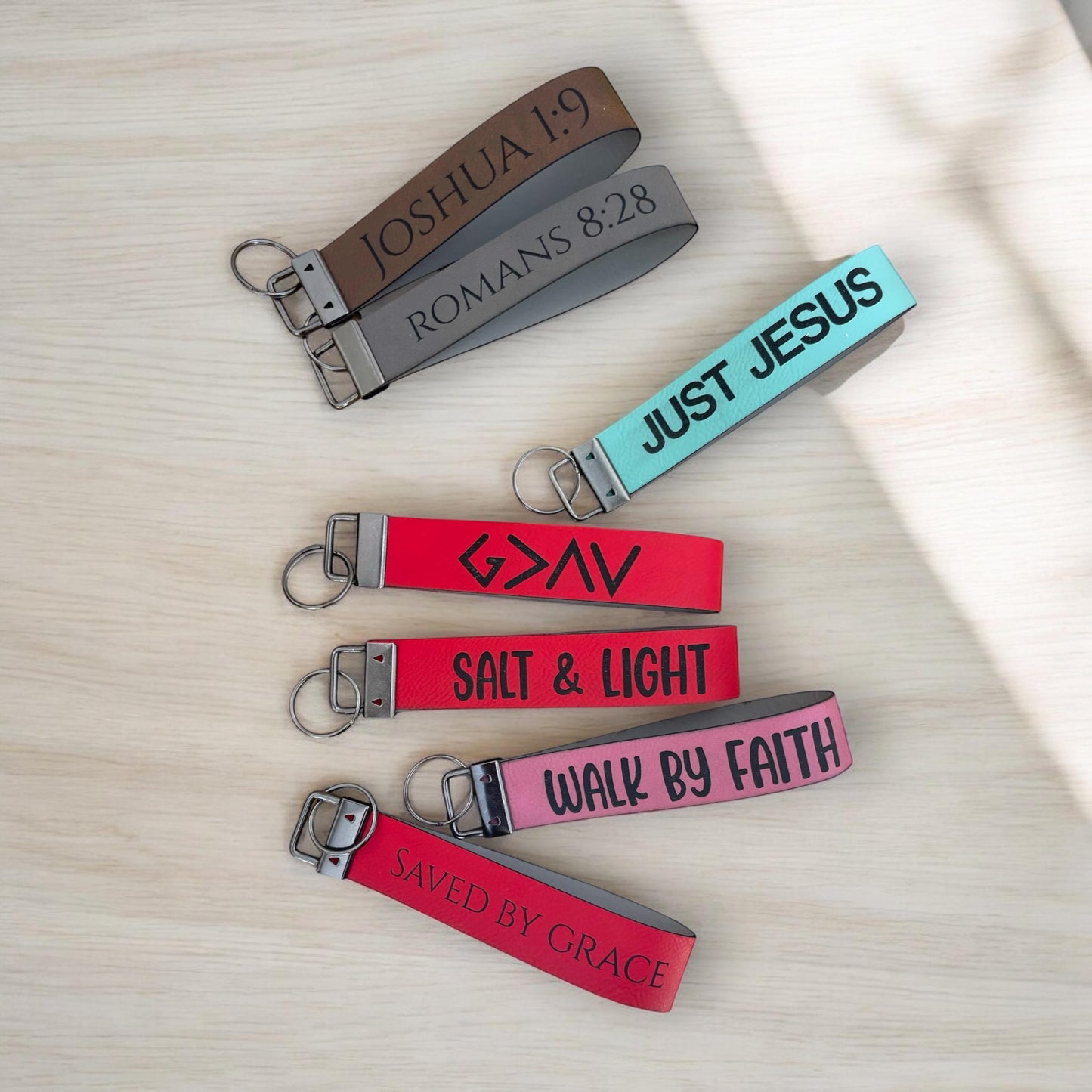 Llavero cristiano personalizado con escrituras, llavero de pulsera, llavero de tela, llavero de cuero, regalos cristianos, llavero de bautismo.
