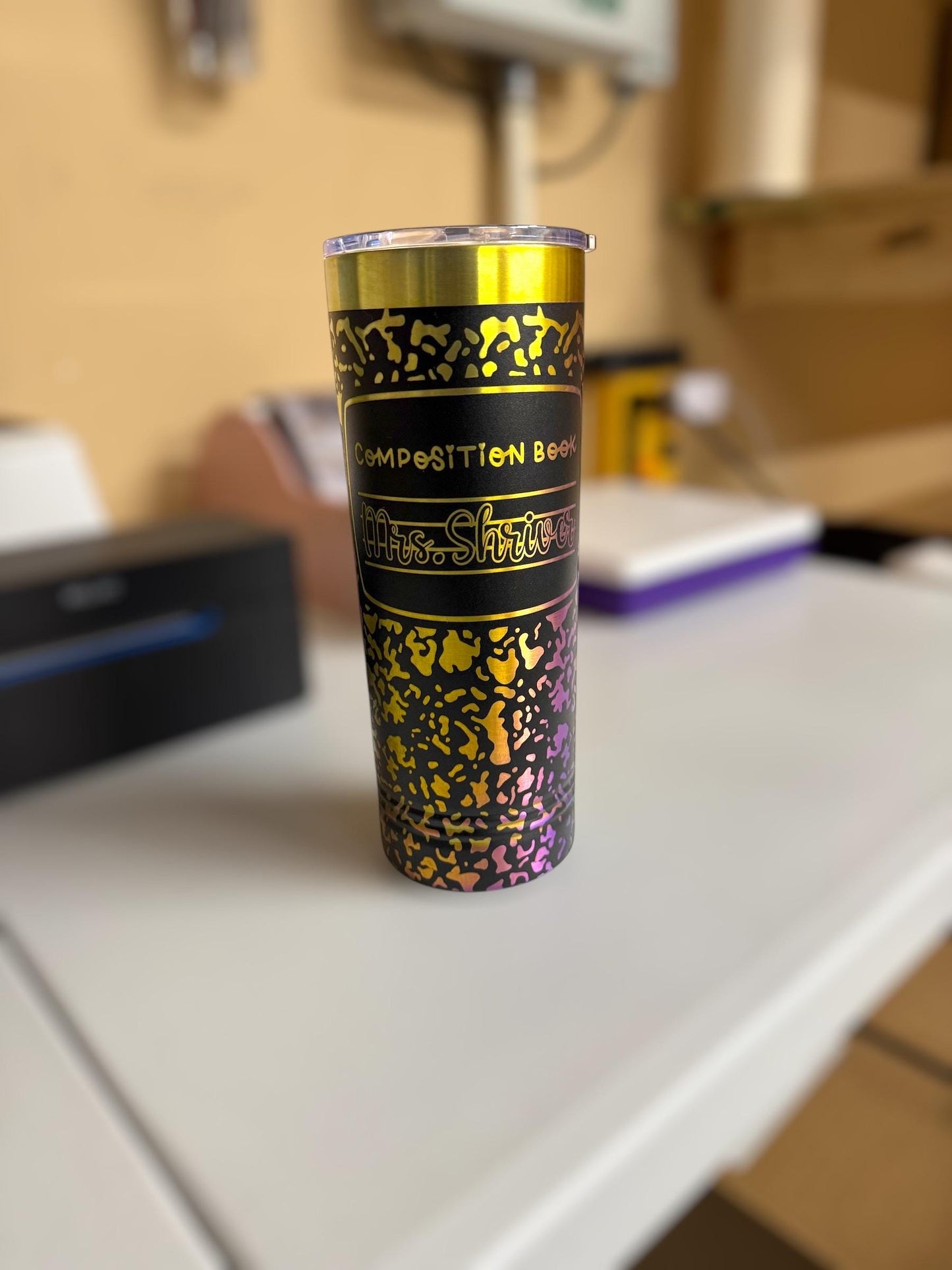 Cuaderno de composición con vaso grabado personalizado, estilo nostálgico, regalos para el regreso a clases, regalos de agradecimiento para maestros, nostálgicos de los años 90