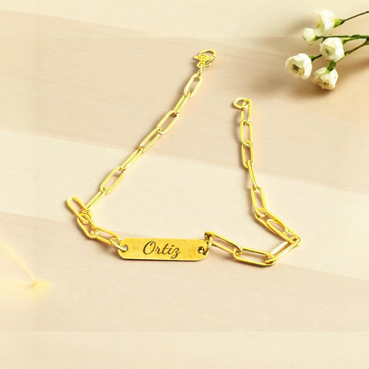Personalized Paperclip Chain Bracelet – Custom Word Engraving