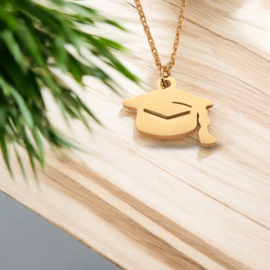 Personalized Graduation Cap Pendant Necklace – A Timeless Keepsake